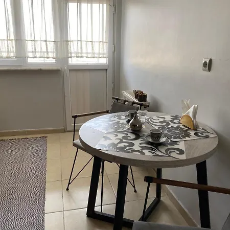 Apartment Sehir Ve Orman Manzarali